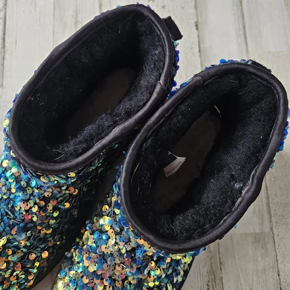 UGG Classic Mini Stellar Sequin 1112515 Black Multi Color Womens Sz 7 Boots - Picture 6 of 8
